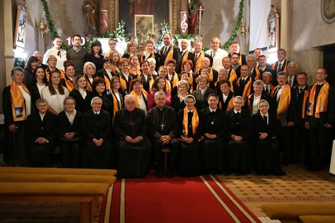 Mješoviti crkveni zbor “Sveti Ilija prorok” svečano proslavio 100 godina pjevanja